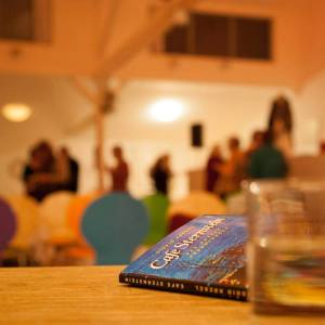 Sternstein auf Tisch